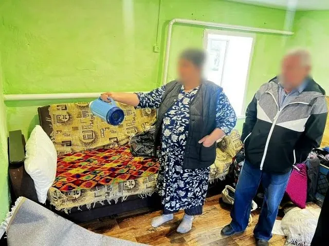 Орловчанку заключили под стражу за смерть отца от ожогов